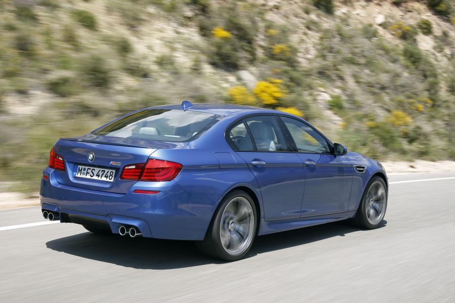  BMW M5 2011 года  (фото 260 из 344)
